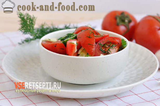 Resepti salaatti kurkut, tomaatit ja kesäkurpitsaa