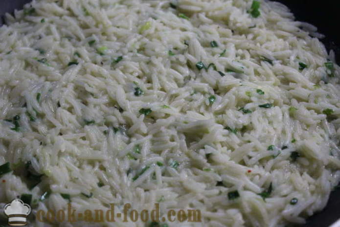 Herkullinen mureneva riisi koristele smetanaa ja yrttejä - miten ruokaa herkullinen lisäke riisiä, askel askeleelta resepti kuvat