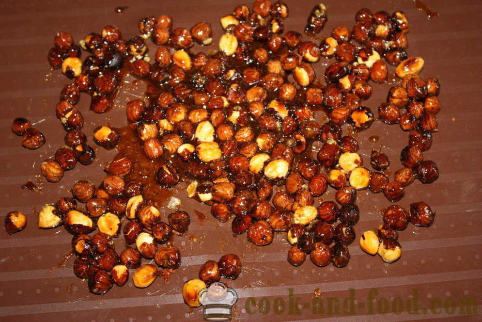 Kotitekoinen pähkinä konvehti kakku ja jälkiruokia - miten konvehdit kotona, askel askeleelta resepti kuvat