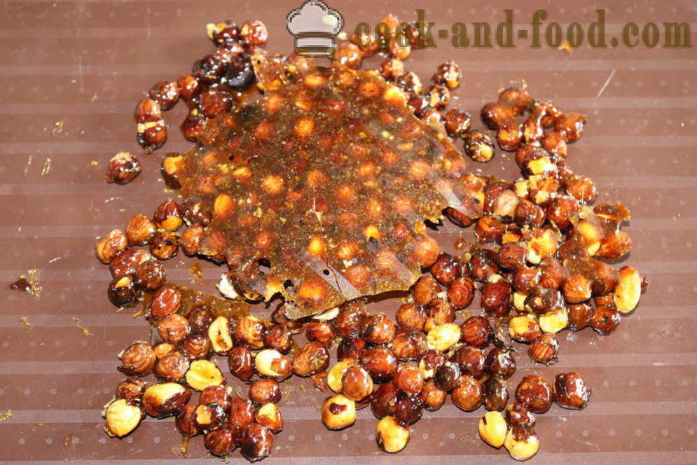 Kotitekoinen pähkinä konvehti kakku ja jälkiruokia - miten konvehdit kotona, askel askeleelta resepti kuvat
