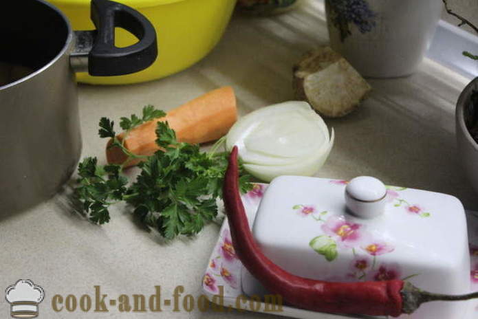Vermicelli keitto kanaa ja perunaa - miten valmistaa herkullisen peruna keitto nuudelit ja kanaa, jossa askel askeleelta resepti kuvat