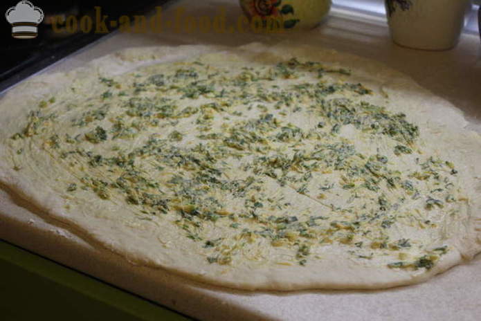 Juusto sämpylöitä valkosipuli ja sipuli - miten muffinit juustoa ja valkosipuli, jossa askel askeleelta resepti kuvat