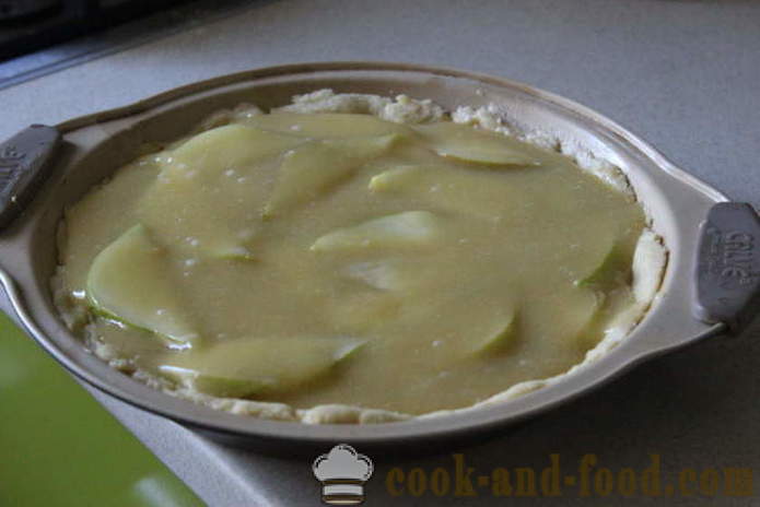 Päärynäpiirakkaan taikina - miten leipoa kakun päärynöitä, vaniljakastike ja Soufflé uunissa, jossa askel askeleelta resepti kuvat