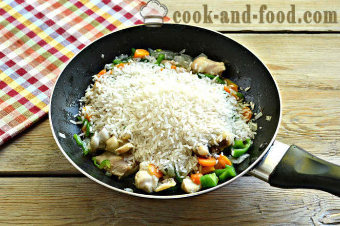 Riisiä, vihanneksia ja kanaa - sekä herkullista kana kokki riisiä pannulla, askel askeleelta resepti kuvat