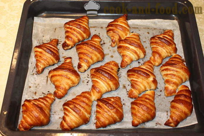 Ranskan croissanteja ilman täytettä - miten croissanteja hilseilevä taikina, askel askeleelta resepti kuvat