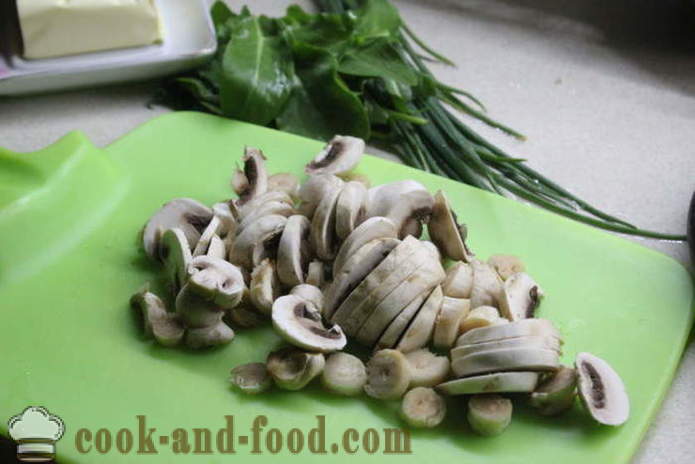 Vuoka raaka perunoita sienillä ja suolaheinä - miten tehdä vuokaan perunoita sienillä, askel askeleelta resepti kuvat