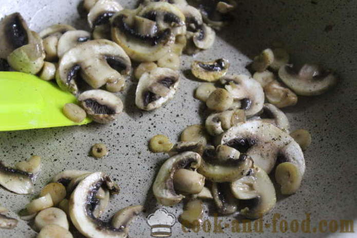 Vuoka raaka perunoita sienillä ja suolaheinä - miten tehdä vuokaan perunoita sienillä, askel askeleelta resepti kuvat