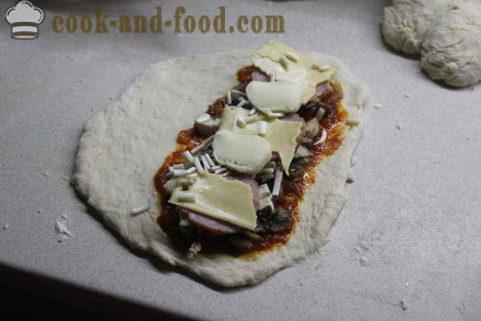Pizza calzone kanan kotona - miten tehdä Calzone kotiin, askel askeleelta resepti kuvat
