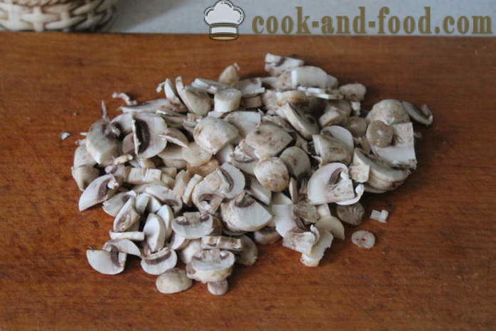 Kermainen sienikastiketta - miten ruokaa sienikastiketta sieniä, askel askeleelta resepti kuvat