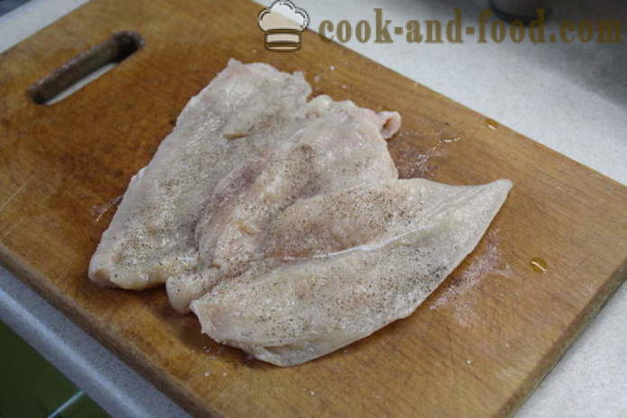 Paistettu kana roll uunissa - kuten paistettu kana roll uunissa folioon, jossa askel askeleelta resepti kuvat