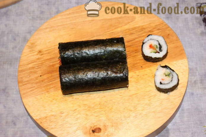 Herkullisia ja yksinkertaisia ​​täytettä sushia - miten tehdä sushia kotona, askel askeleelta resepti kuvat