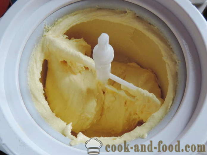 Kotitekoinen jäätelö ja maitotiiviste - miten tehdä jäätelöä kotona, askel askeleelta resepti kuvat