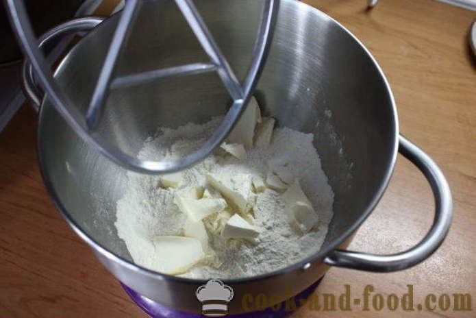 Maukasta pullat maitoa ilman hiivaa - miten leipoa muffinsseja uunin liha, askel askeleelta resepti kuvat