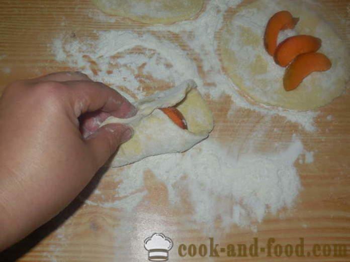 Kakkuja tuorejuustoa taikinan aprikoosit kattilaan - miten tehdä kakkuja aprikoosit, askel askeleelta resepti kuvat