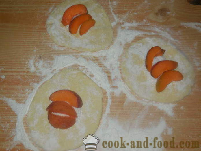 Kakkuja tuorejuustoa taikinan aprikoosit kattilaan - miten tehdä kakkuja aprikoosit, askel askeleelta resepti kuvat