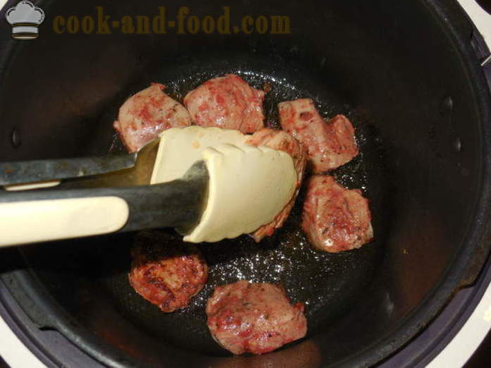 Mitaleja porsaan - miten ruokaa sianlihaa mitaleja vuonna multivarka, askel askeleelta resepti kuvat