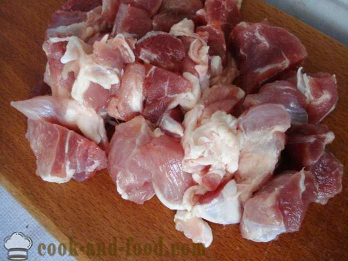 Kasvispata lihaa ja perunoita ja kaali - miten ruokaa vihannespata lihaa ja kasviksia, jossa askel askeleelta resepti kuvat