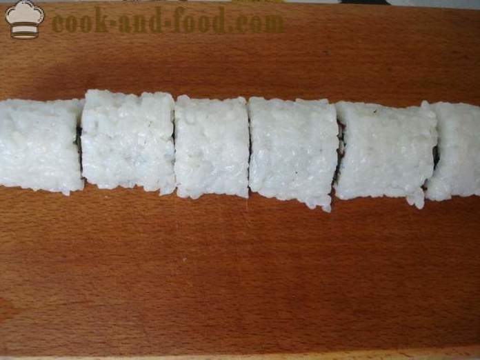 Miten kokki riisin rullaa ulos kotona, askel askeleelta resepti kuvat