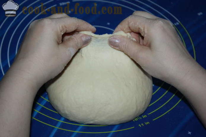 Makea hiivataikina puff puffmaffinov - miten tehdä hilseilevä hiivataikinan sämpylä, resepti kuva