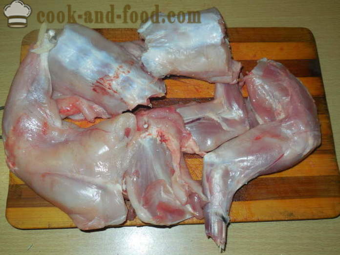 Kani haudutettua olut utyatnitsu - miten ruokaa kani oluen uunissa, jossa askel askeleelta resepti kuvat