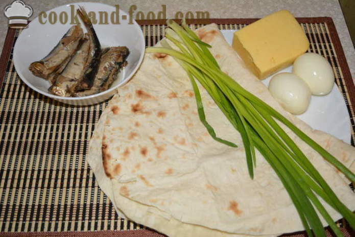 Yksinkertainen rulla pitaleipä kanssa kilohailia, juusto ja munat - miten ruokaa leivän pitaleipä kanssa kilohailia, askel askeleelta resepti kuvat