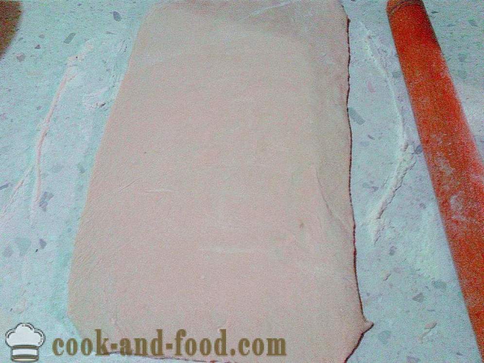 Makkarat taikinassa paistettu skovorode- miten makkara leivonnaiset kotona, askel askeleelta resepti kuvat