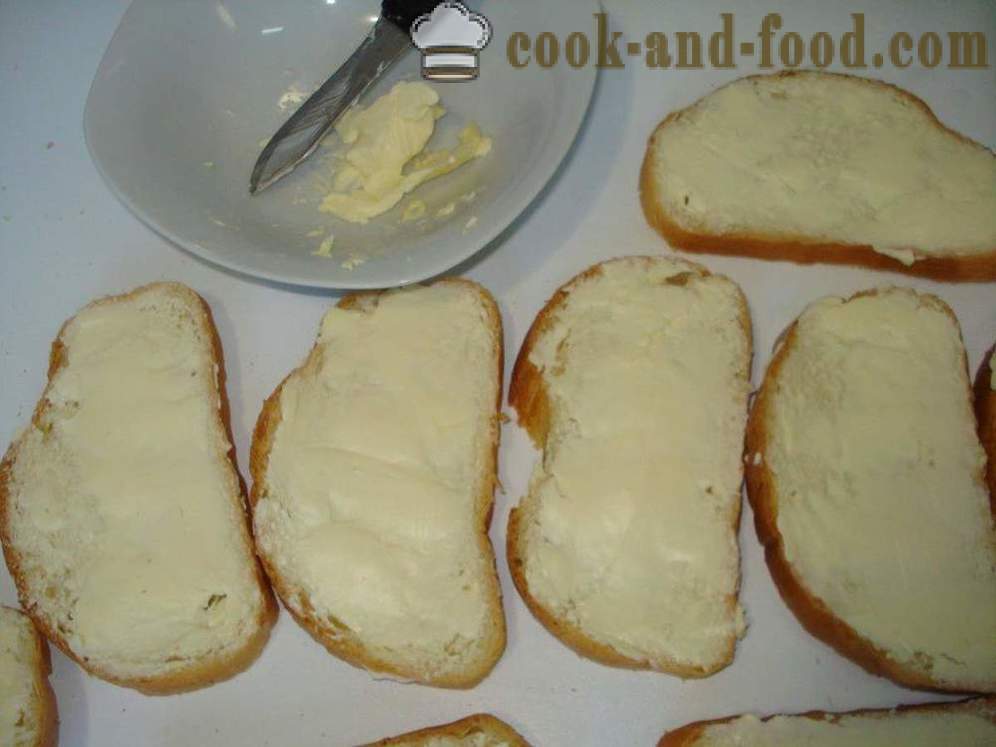 Voileipiä makkaraa, juustoa ja kurkkua - miten tehdä voileivän makkaraa ja juustoa, askel askeleelta resepti kuvat
