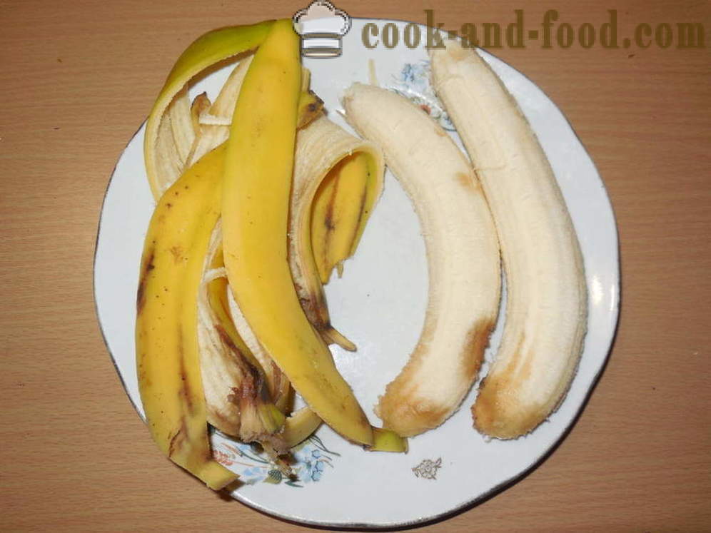 Banaanit paistetaan uunissa pähkinöitä ja sokeria - kuten paistetaan banaaneja uunissa jälkiruoka, askel askeleelta resepti kuvat
