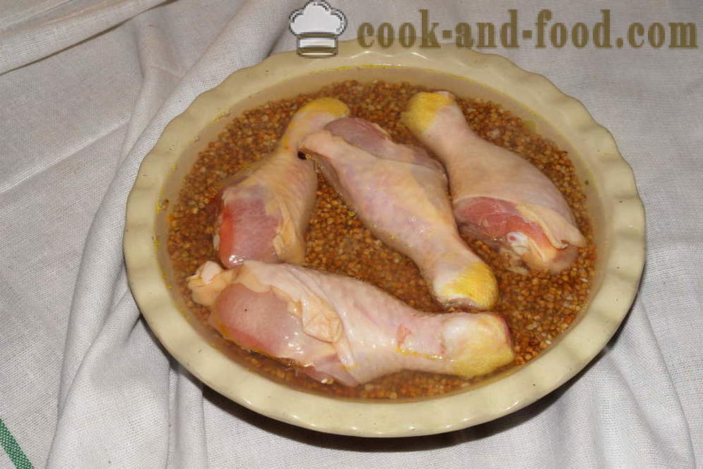 Tattari paistettu kana uunissa - miten ruokaa kanan tattari uunissa, jossa askel askeleelta resepti kuvat