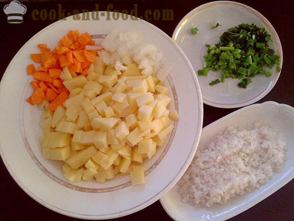 Yksinkertainen keitto lihapullat ja riisiä - miten ruokaa keitto lihapullat multivarka, askel askeleelta resepti kuvat