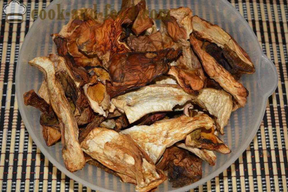 Kotitekoinen suolakurkku sieniä ja kurkku - miten ruokaa ilman lihaa ja suolakurkku ohra, askel askeleelta resepti kuvat
