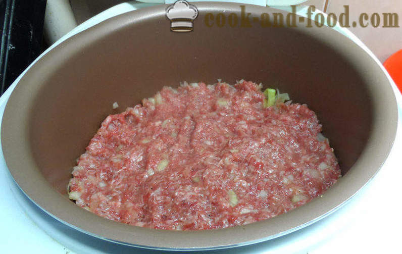 Laiska kaalikääryleet kaalia, riisiä ja lihaa - miten laiska kaali rullina multivarka, askel askeleelta resepti kuvat