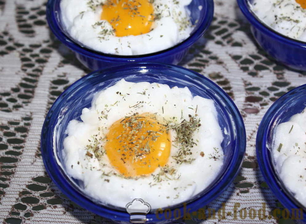 Epätavallinen munia juustoa Tölkkiolut - miten ruokaa munakokkelia uunissa, jossa askel askeleelta resepti kuvat