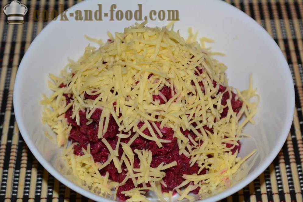 Punajuurisalaattia valkosipuli ja juusto - miten ruokaa punajuurisalaattia valkosipuli ja juusto resepti kuva