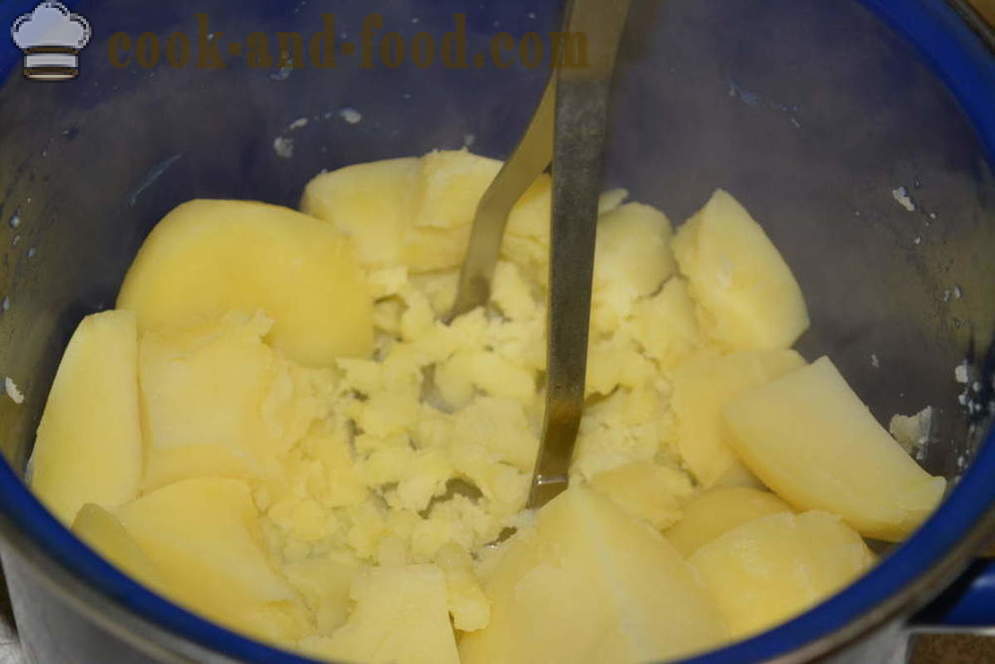 Peruna keitto krutonkeja ja salamia - miten keittoa peruna, askel askeleelta resepti kuvat