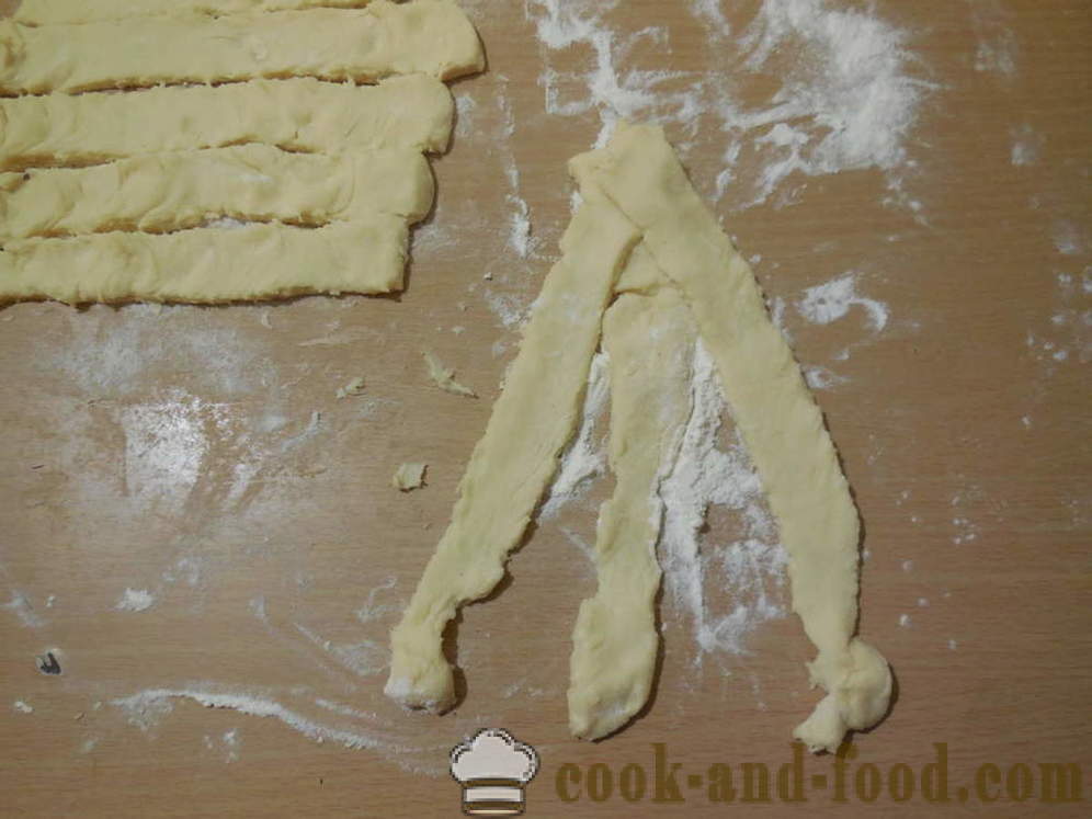 Yksinkertainen tuorejuustoa keksejä - miten raejuustoa keksit, askel askeleelta resepti kuvat