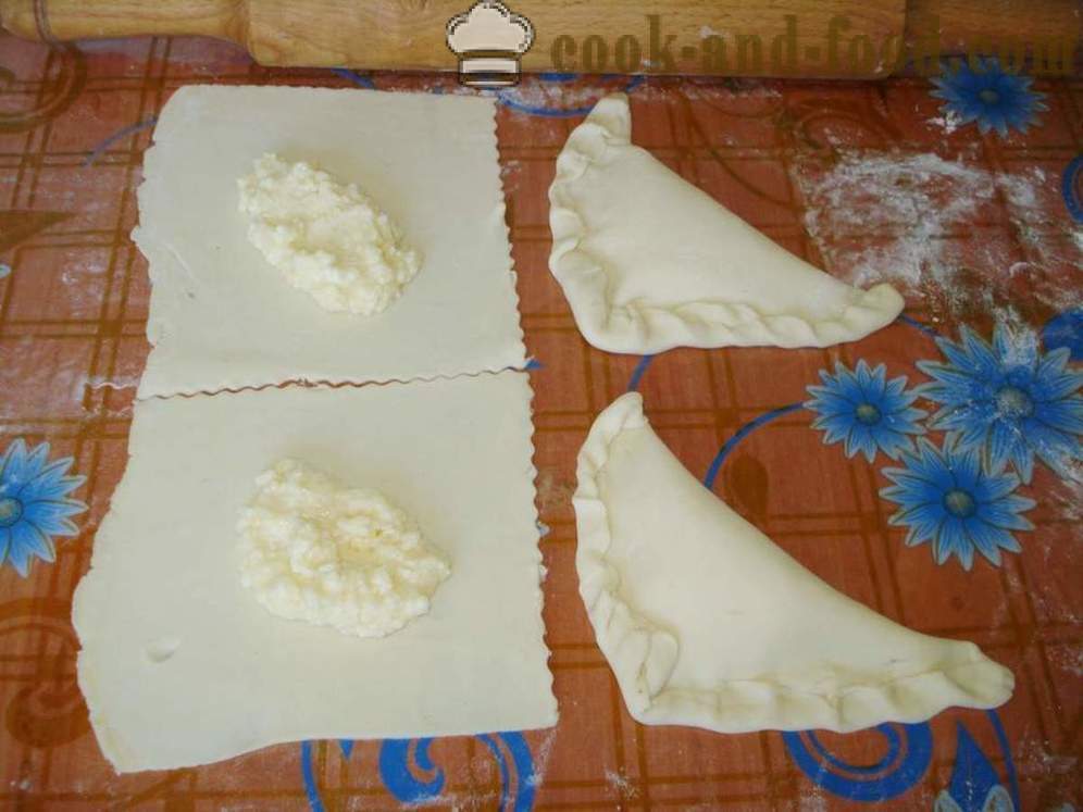 Suihketta juusto lehtitaikina - askel askeleelta, miten tehdä lehtitaikina juustoa uunissa, resepti kuvallinen