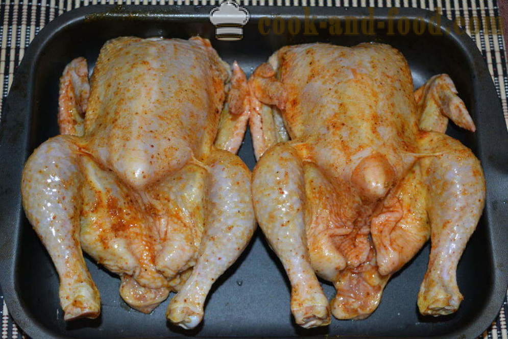 Täytetty kana rapea kuori paistetaan uunissa - kuten paistettu kana uunissa koko, askel askeleelta resepti kuvat