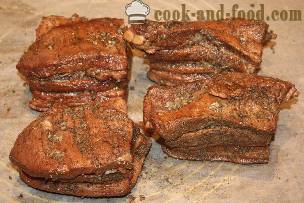 Pekonia sipulinkuoriväri - miten ruokaa pekonia sipulinkuoriväri, askel askeleelta resepti kuvat