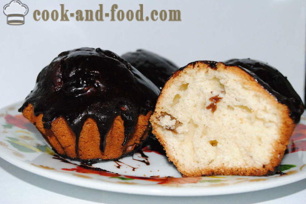 Kotitekoinen kakku rusinoita uunissa - miten muffinit rusinoita kefir, askel askeleelta resepti kuvat