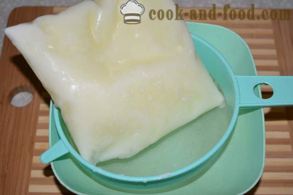 Raejuusto on jäädytetty jogurtti - miten juustoa myymälän jogurttia kotona, askel askeleelta resepti kuvat
