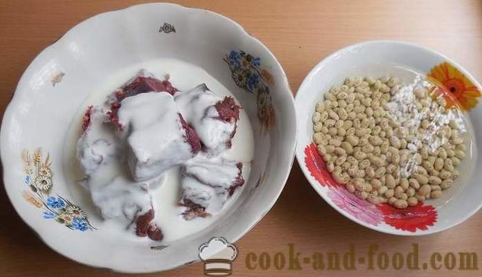 Miten marinoida luonnonvaraisten jänis marinoituja jogurtti ja keitä liha kera jäniksen papuja, porkkanaa ja sipulia - askel askeleelta resepti kuvat