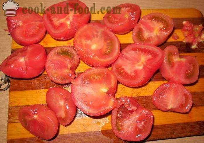 Pika suolattu tomaatit valkosipulin ja yrttien pannulla - resepti marinoitua tomaattia, valokuvista