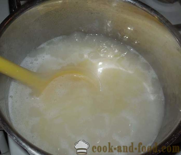 Miten kokki riisipuuro veden päälle koristeeksi - resepti valokuvalla
