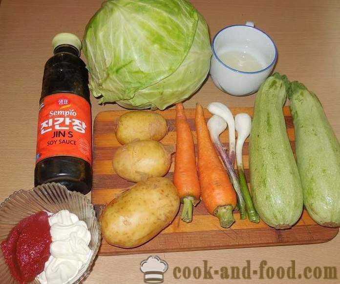 Kasvispata kesäkurpitsa, kaali ja perunat multivarka - miten ruokaa kasvispata - resepti askel askeleelta, valokuvista