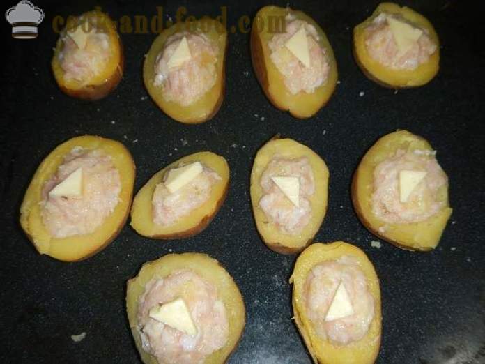 Uuniperunoita jauheliha ja juustoa - kuten uuniperunat uunissa, resepti askel askeleelta kuvia.