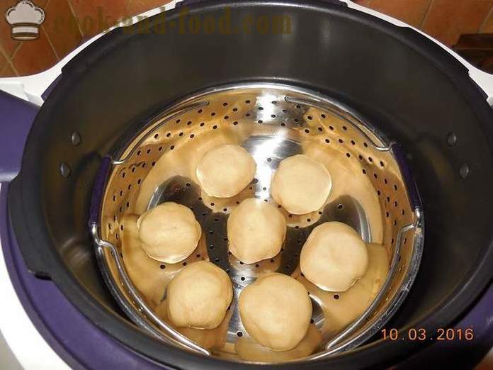 Hunajaleivoksia sitruuna jäätävissä - miten leipoa hunajaa kakkuja multivarka resepti valokuvista.
